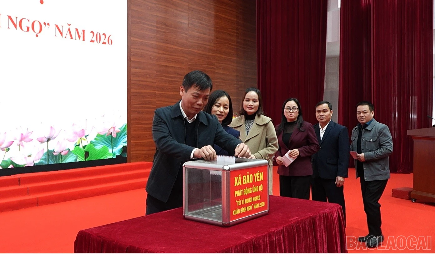 baolaocai-br_chungtay.jpg