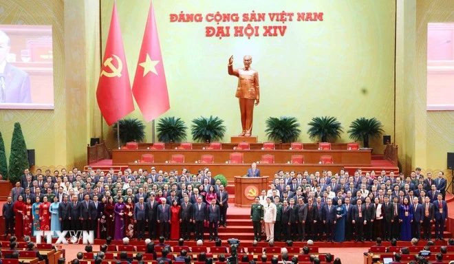 Ban Chấp hành Trung ương Đảng khóa XIV ra mắt Đại hội.