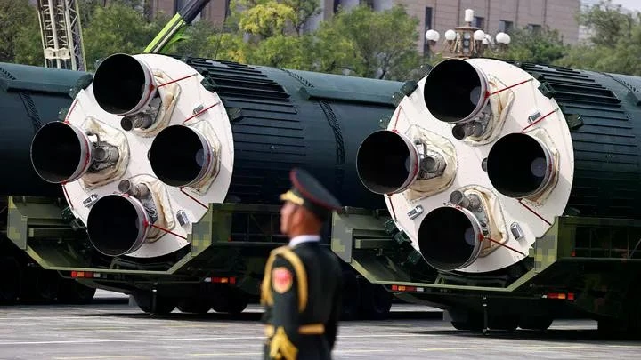 china-nuclear-missile.jpg