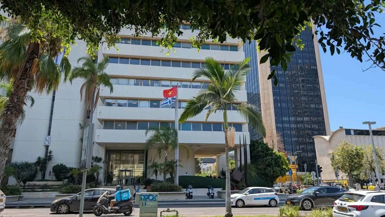 Đại sứ quán Việt Nam tại Tel Aviv.