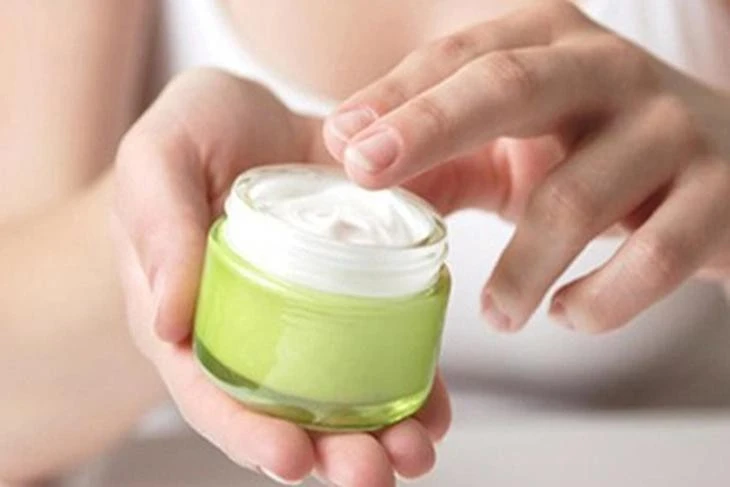 Bộ Y tế đình chỉ lưu hành, thu hồi 3 lô mỹ phẩm toàn quốc.