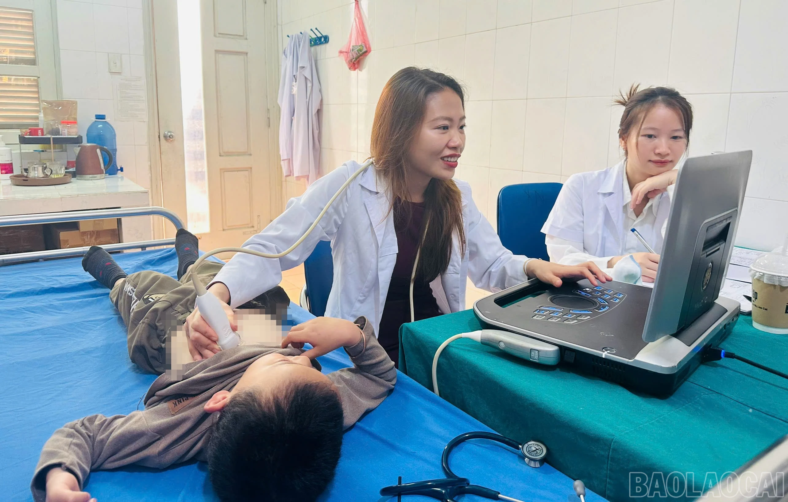 baolaocai-br_anh-3-kham-tim-bam-sinh-6041.jpg