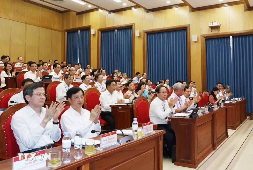 Các đại biểu và học viên tham dự Chương trình bồi dưỡng, cập nhật kiến thức đối với Ủy viên Ban Chấp hành Trung ương Đảng khóa XIV (Lớp thứ hai) - Ảnh: TTXVN
