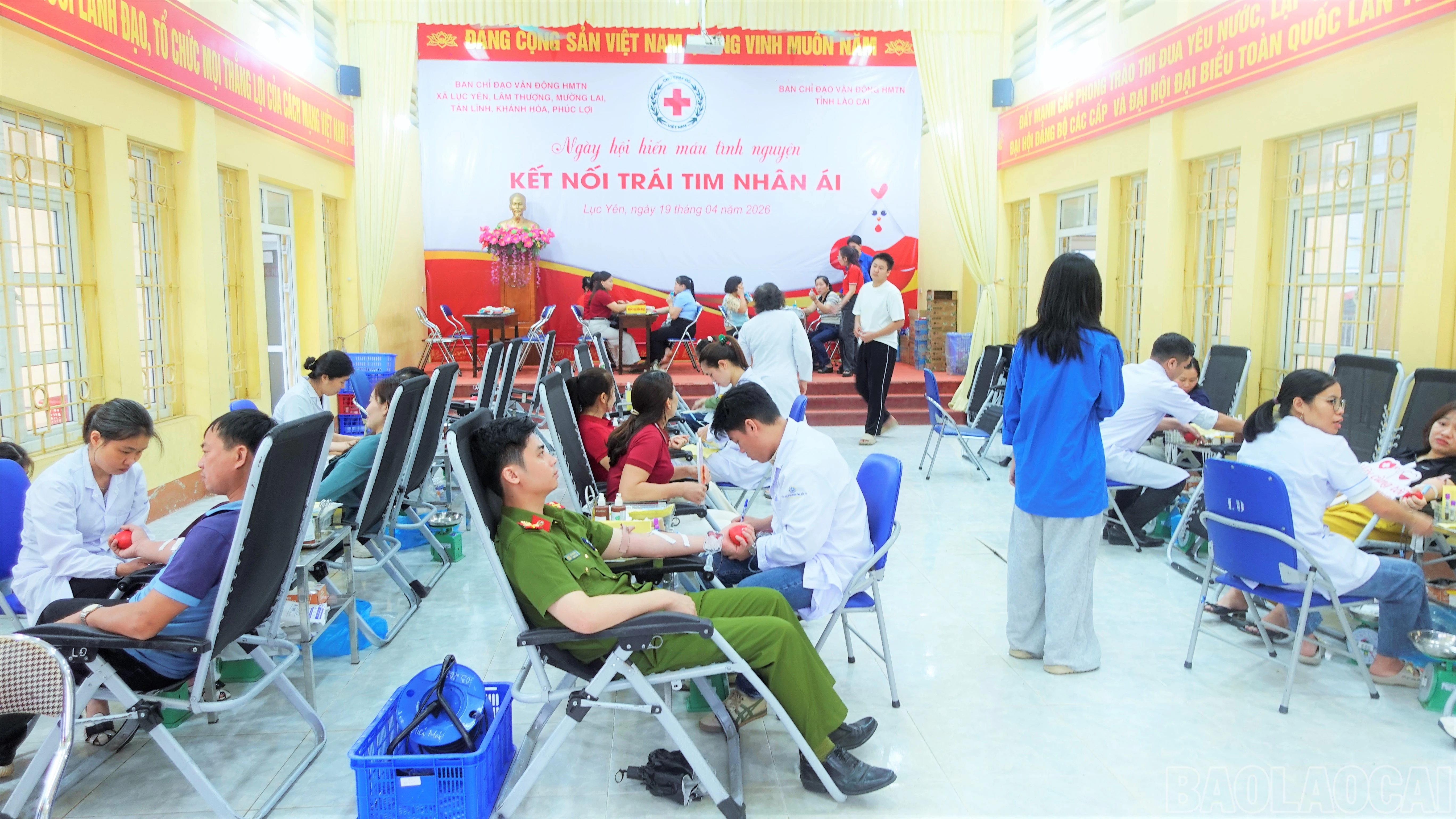 baolaocai-br_quangcanhhienmau.jpg