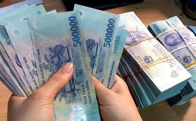 Tiền lương tháng hiện hưởng để tính trợ cấp là tiền lương tháng liền kề trước khi nghỉ việc.