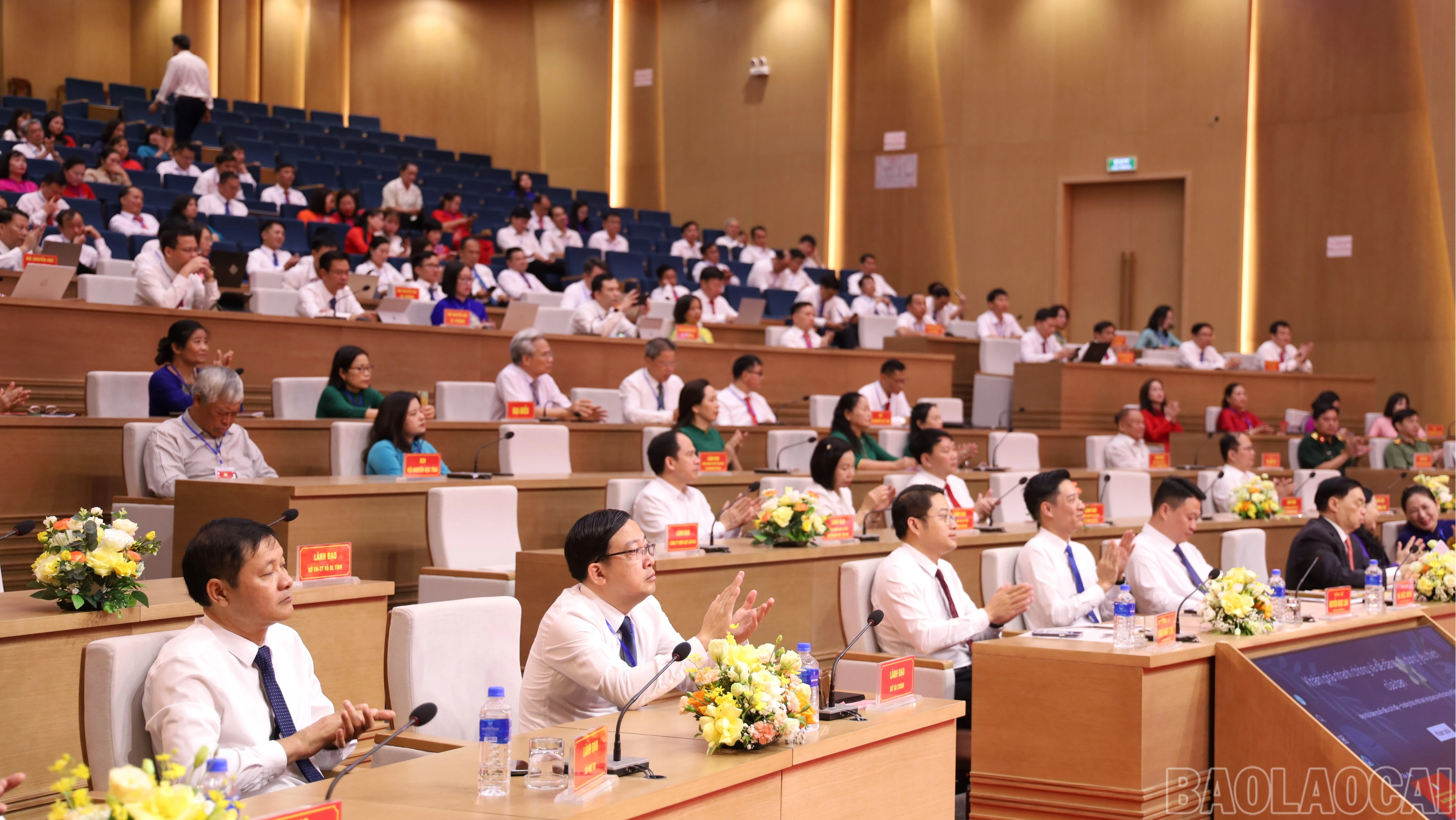 baolaocai-br_dai-bieu-du-hoi-nghi-2864.jpg