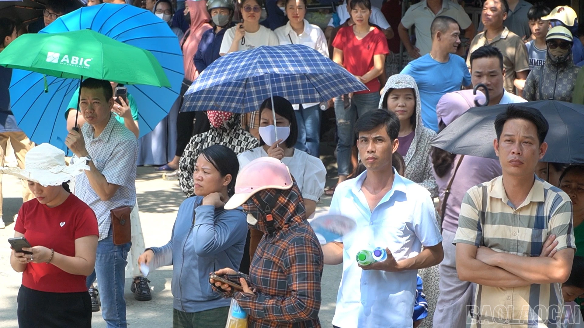 baolaocai-br_van-anh-xay-ho-nuoc00-08-59-20still004.jpg