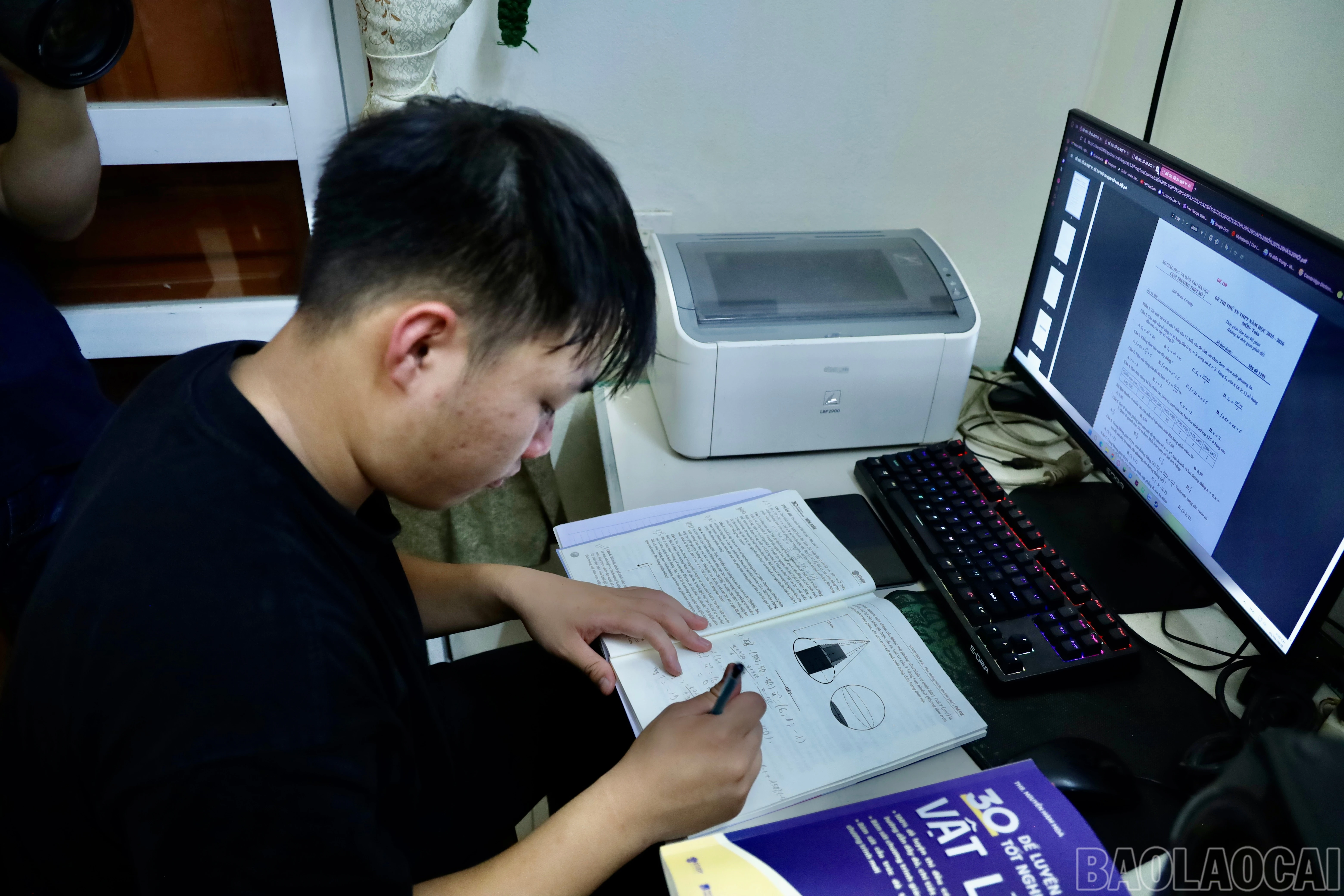 baolaocai-br_hoang.jpg