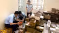 Tiêu hủy hơn 1.000 sản phẩm mỹ phẩm, kem nền, phấn má hồng không rõ nguồn gốc