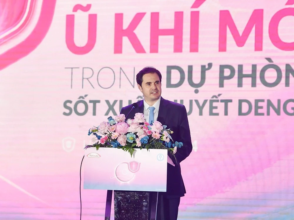 Ông Dion Warren, Tổng Giám đốc khu vực Ấn Độ và Đông Nam Á tại Takeda, phát biểu.