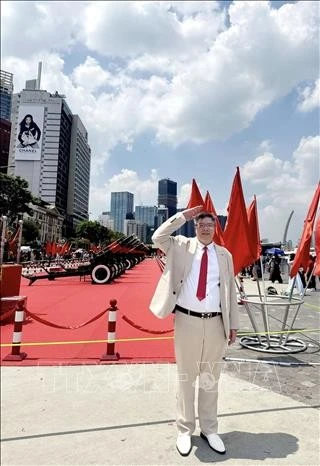 Ông Trần Hải Linh, Ủy viên Ủy ban Trung ương Mặt trận Tổ quốc Việt Nam, Chủ tịch Hội Doanh nhân Việt Nam - Hàn Quốc, có mặt tại Thành phố Hồ Chí Minh dịp kỷ niệm 50 năm Ngày Giải phóng miền Nam, thống nhất đất nước (30/4/1975 - 30/4/2025).