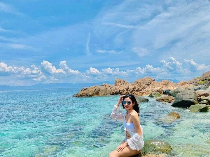 Đảo Bình Hưng, Khánh Hòa.