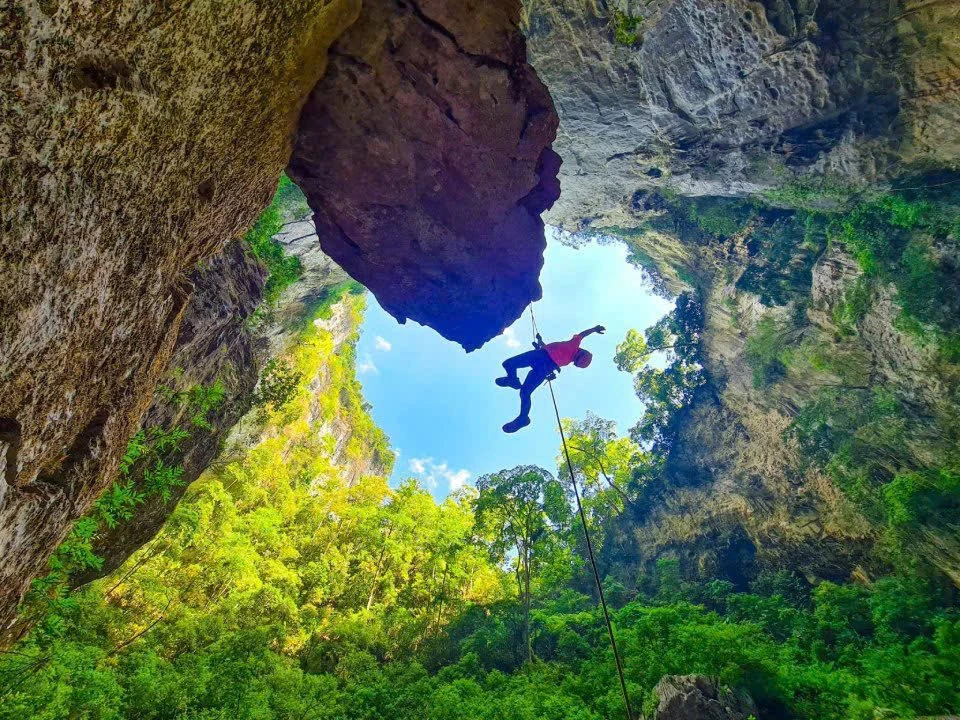 Du lịch mạo hiểm đang trở thành loại hình du lịch ngày càng thu hút nhiều du khách thử sức.