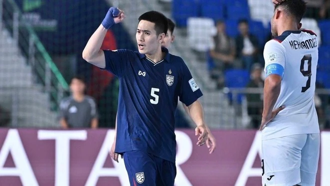 Itticha quyết cùng đồng đội trở thành đội Đông Nam Á đầu tiên vào tứ kết World Cup futsal.