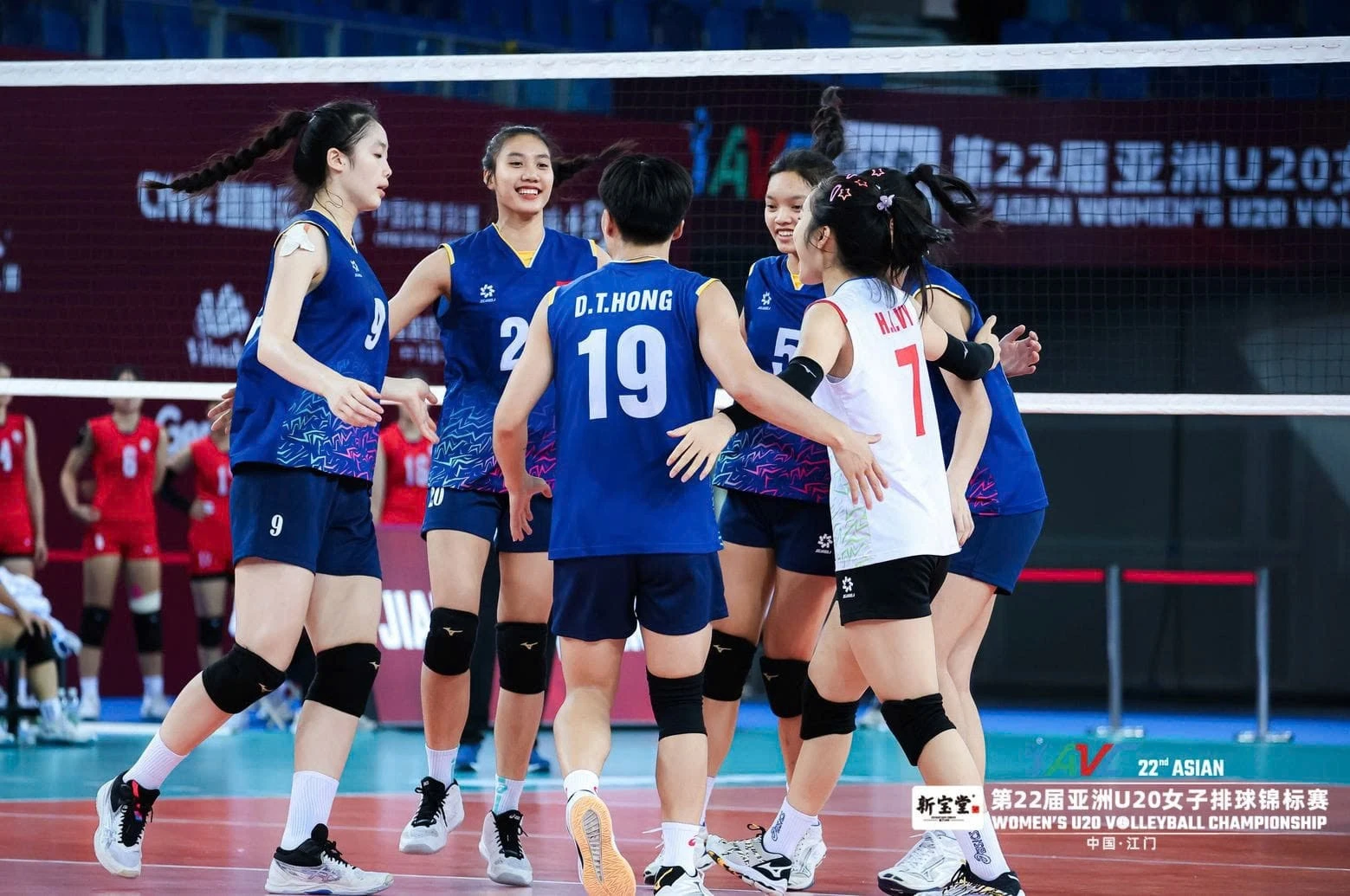 Tấm vé lịch sử với đội bóng chuyền U20 Việt Nam.
