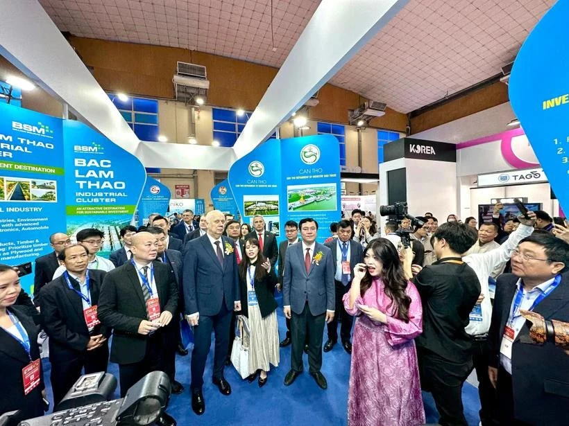 Vietnam Expo đã trở thành một trong những sự kiện xúc tiến thương mại quan trọng và có ý nghĩa với ngành Công Thương.