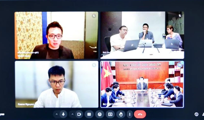 Hình ảnh buổi làm việc trực tuyến giữa Bộ Giáo dục và Đào tạo và Google Việt Nam.