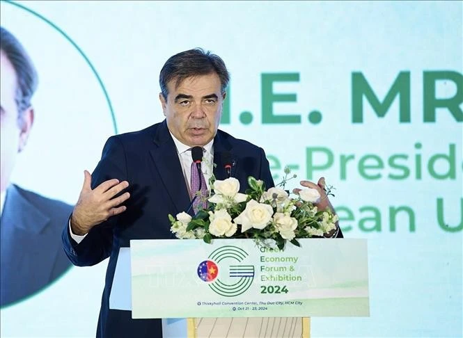 Ông Bruno Jaspaert, Chủ tịch EuroCham Việt Nam, phát biểu tại Diễn đàn.