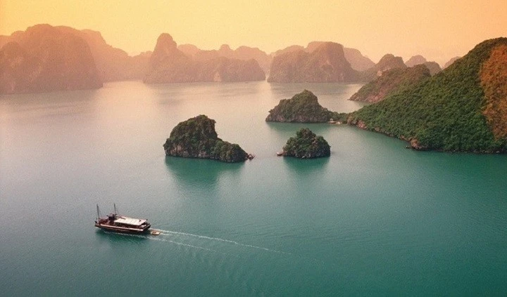 Di sản Thiên nhiên thế giới Vịnh Hạ Long.