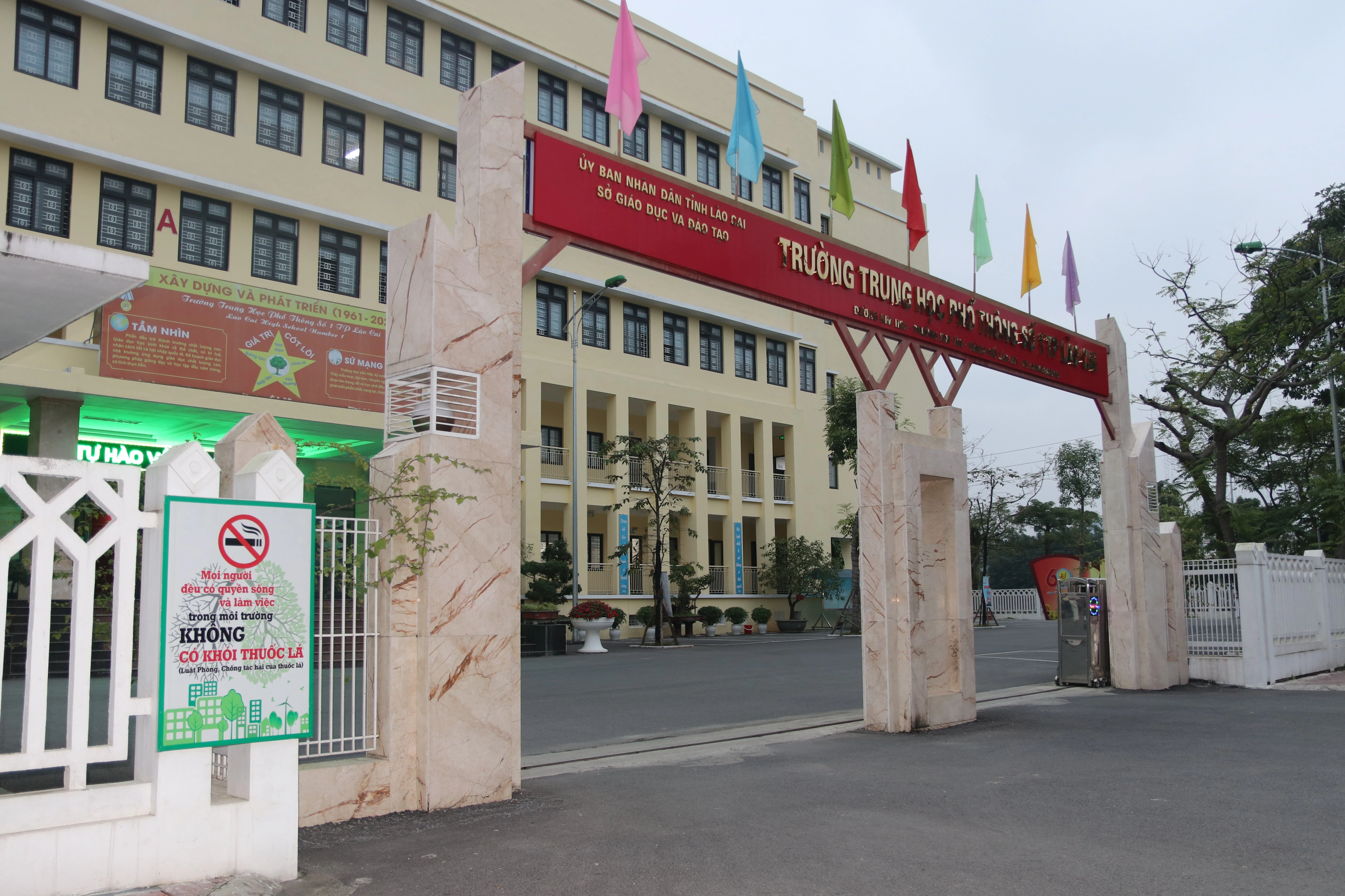 lan-toa-phong-trao-phong-chong-tac-hai-thuoc-la.jpg