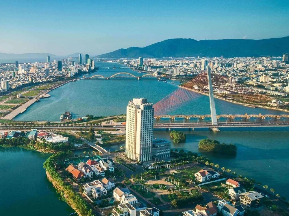 Nhiều tổ hợp du lịch được chọn xây dựng tại Đà Nẵng.
