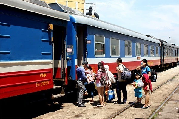 Đường sắt mở bán vé tàu Tết sớm, năm nay không bán ghế phụ.