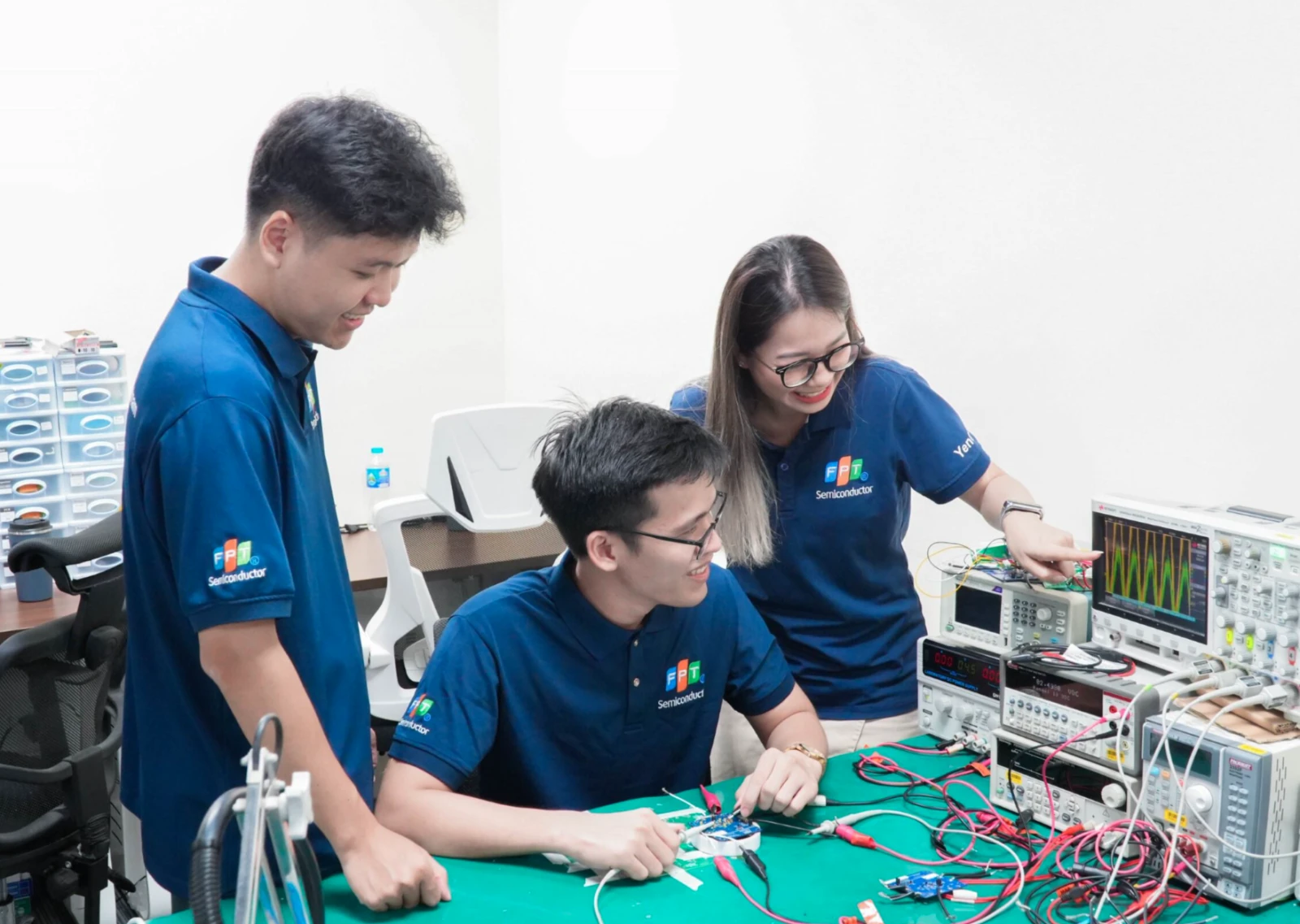 Nhu cầu về nhân lực lĩnh vực trí tuệ nhân tạo và bán dẫn gia tăng thời gian tới.