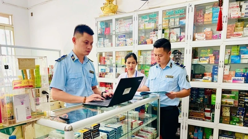 Cục Quản lý thị trường tỉnh Thái Nguyên kiểm tra mặt hàng dược phẩm, mỹ phẩm, thực phẩm chức năng...