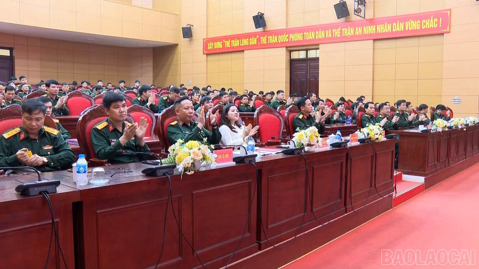 baolaocai-br_z7704658327956-86c8618420569c7a93f3a9d8b98aa35b.jpg