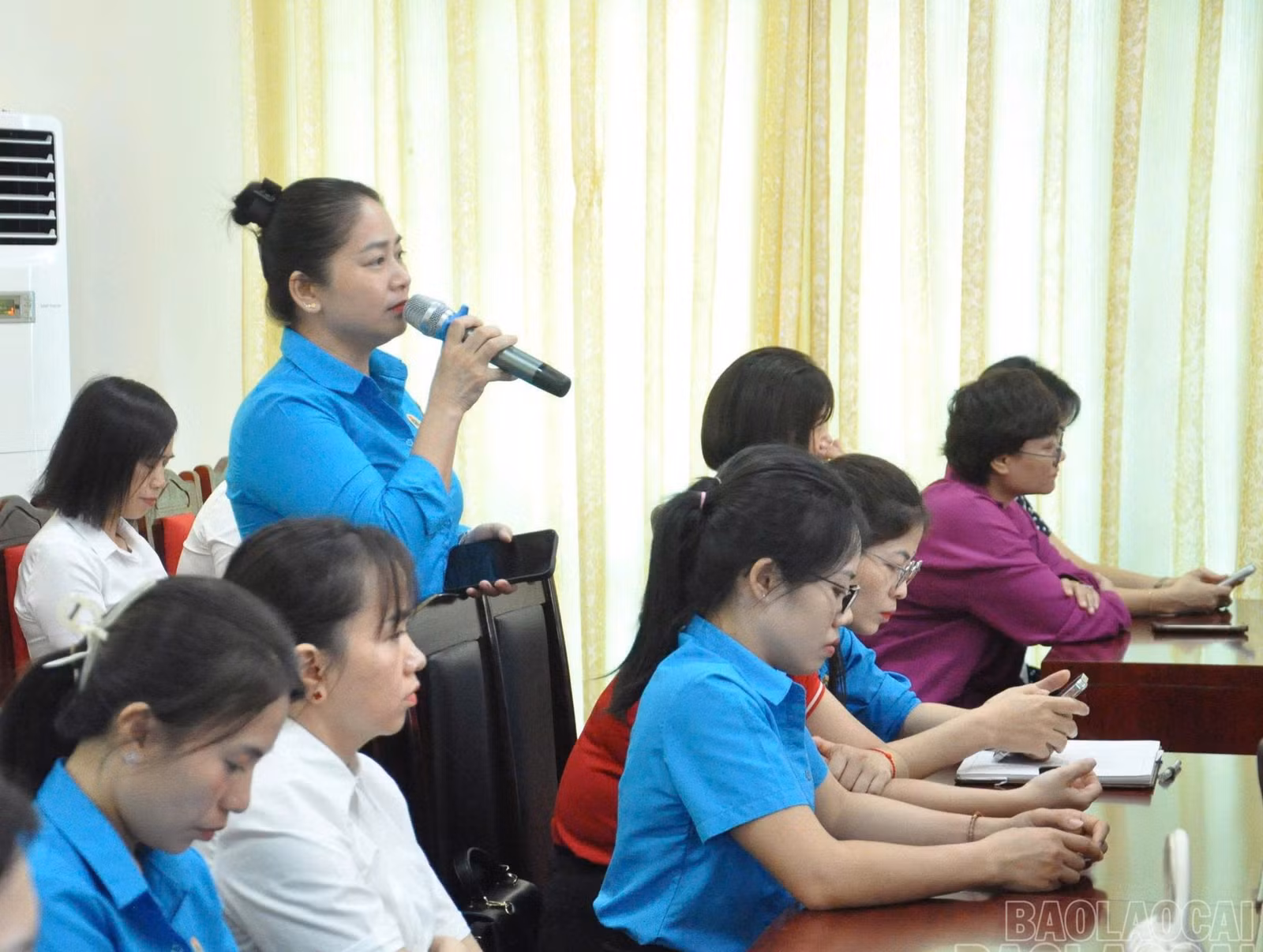 baolaocai-br_br-doi-thoai-cam-duong.jpg