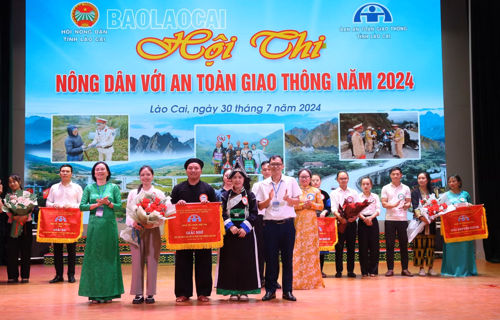 Giải Nhì.JPG