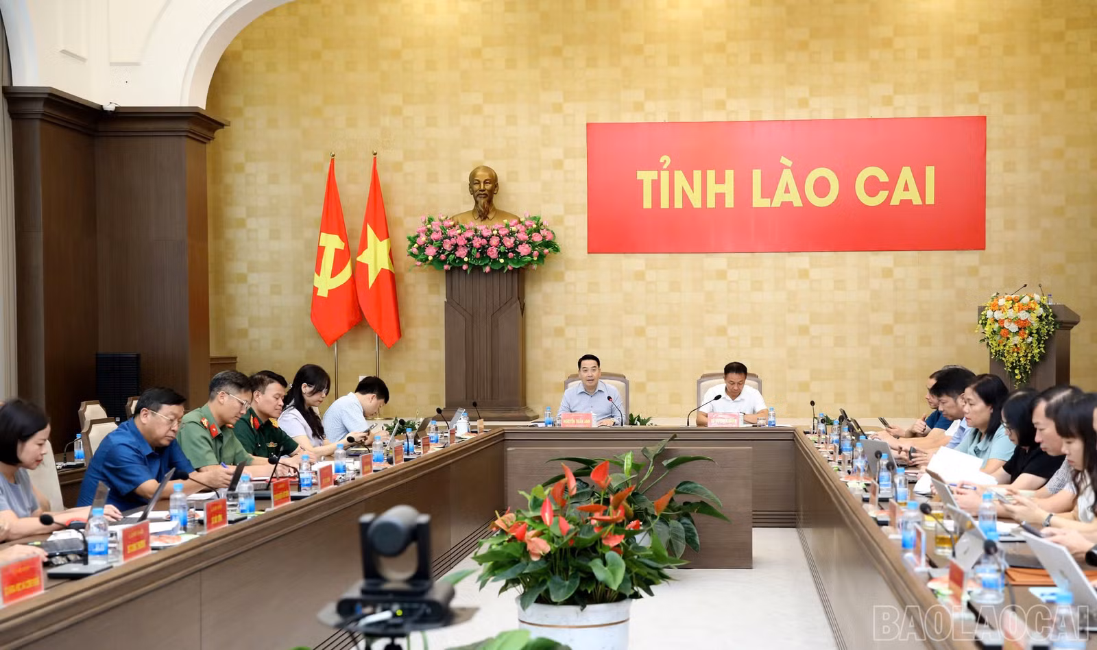 baolaocai-br_z8072009792308-24789a6abf7ca4fc1ccd993b7a92b158.jpg
