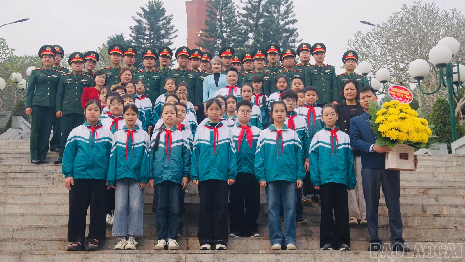 baolaocai-br_z7343254699895-5e3704f4ba70e1bdedebb14355a76dc7-copy.jpg