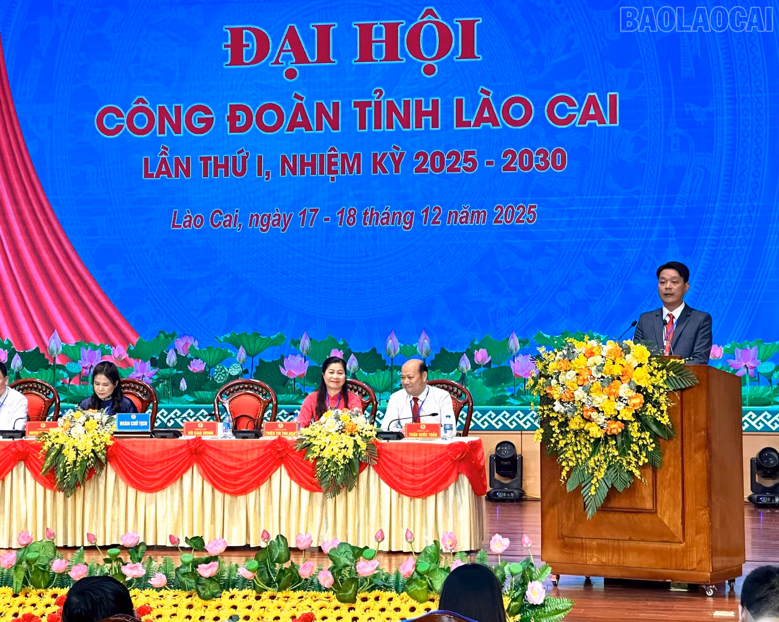 baolaocai-tr_z7336320337013-49f9f42a99d4c8b9f65f290cf0e86d15.jpg