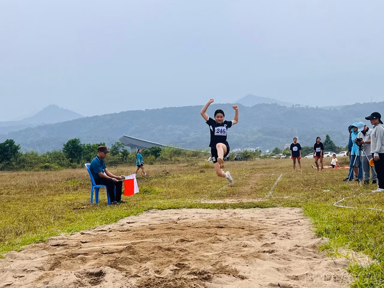 baolaocai-br_1793180333478-1504873702707355827-7195519563285048970-f0f0fcd12076ba472d4cceb05cc4638f.jpg