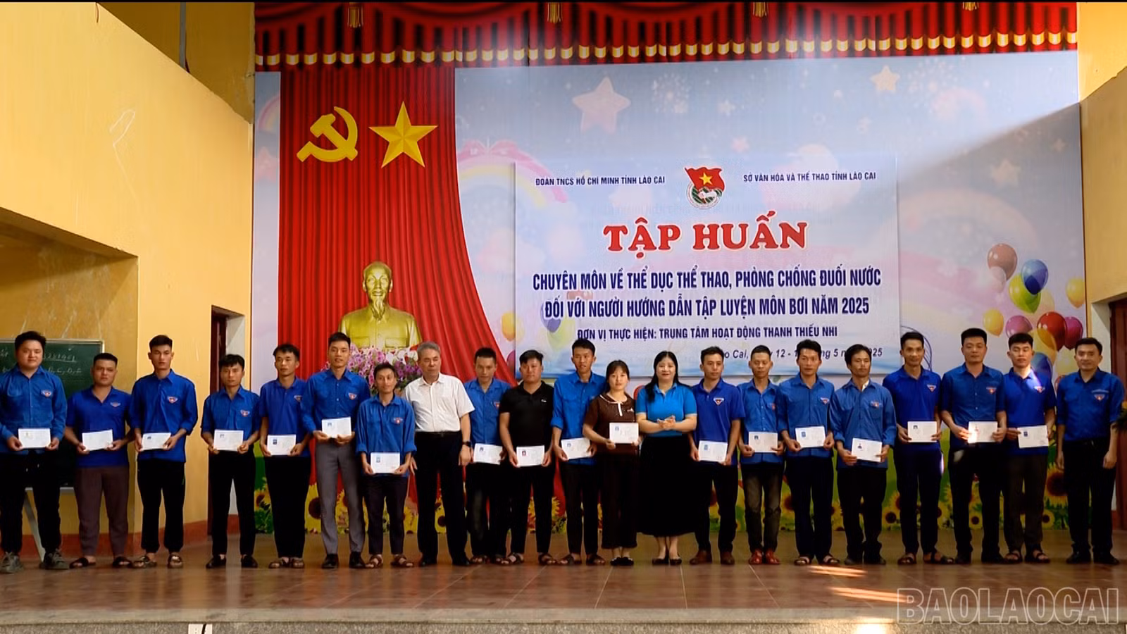 baolaocai-br_dung-vhnt00-48-55-12still013.jpg