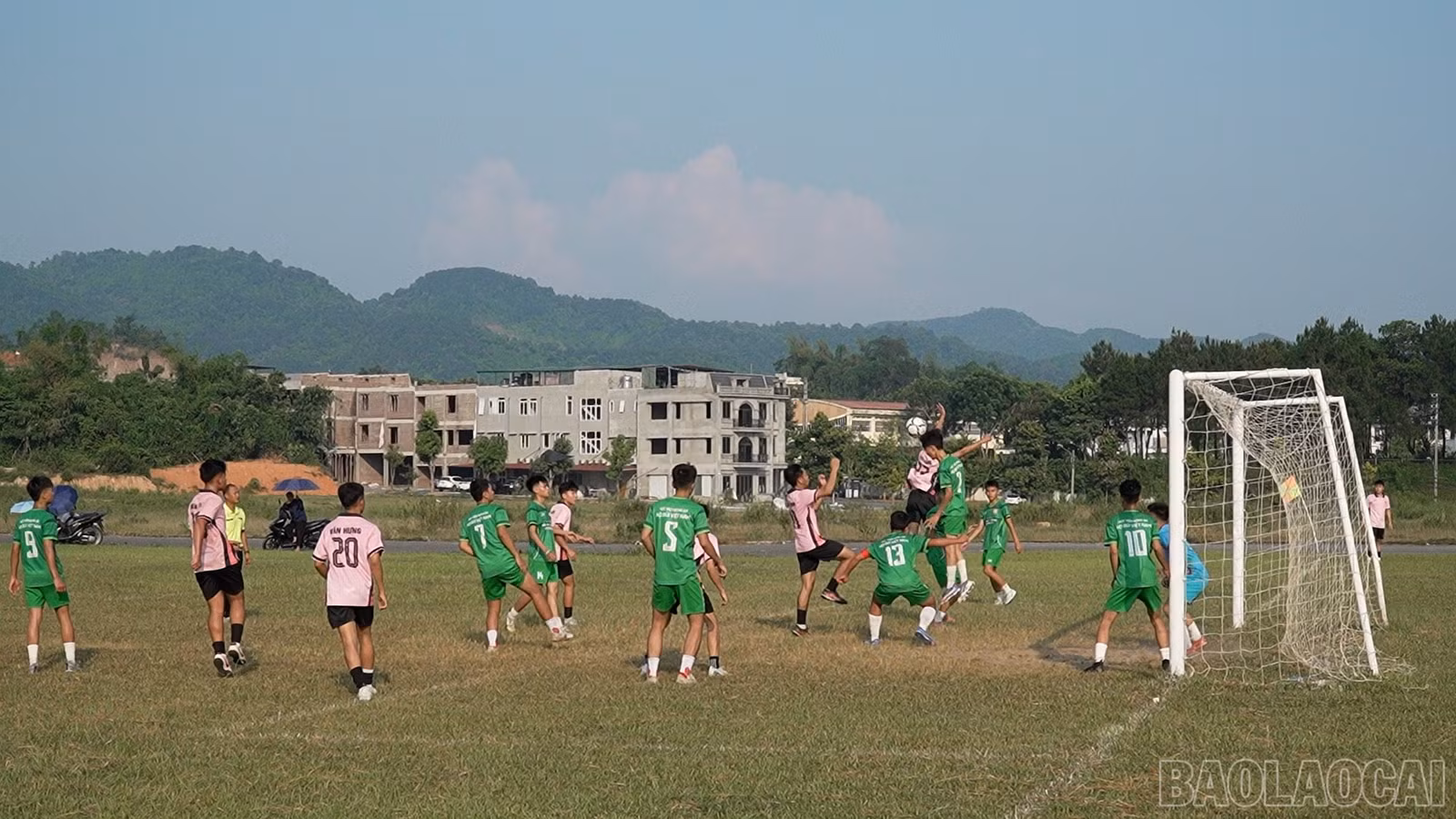 baolaocai-br_dung-ps06-32-21-11still991.jpg