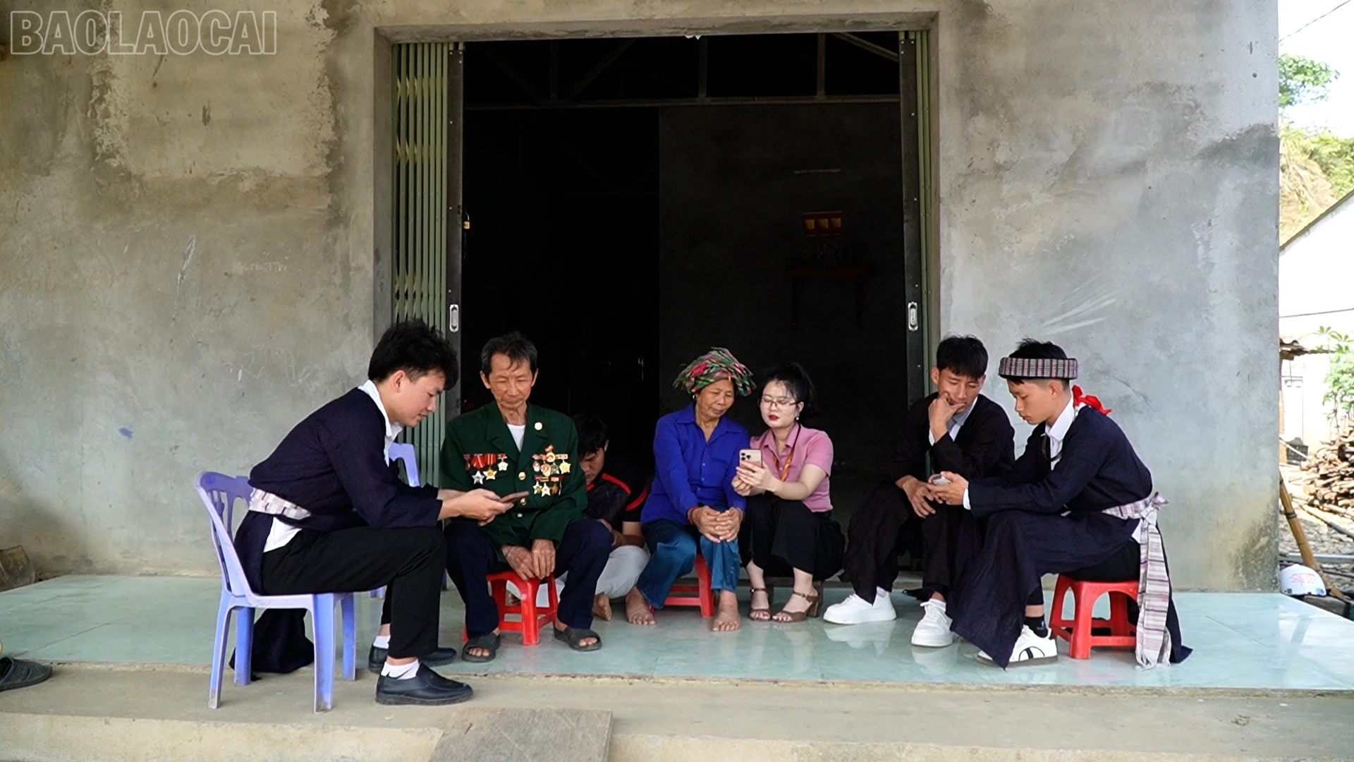 baolaocai-tl_khoang-cach-so.jpg