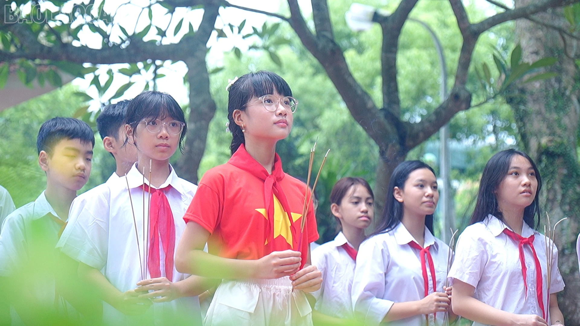 baolaocai-tl_nghia-trang-15.jpg