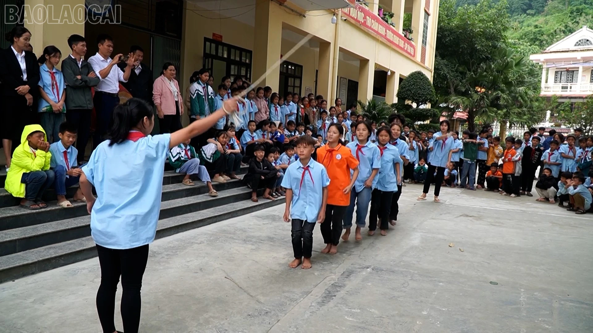 baolaocai-tl_thap-sang-13.jpg