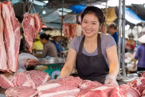 Giá lợn hơi hôm nay 18/8 giảm nhẹ, cao nhất chỉ còn 58.000 đồng/kg