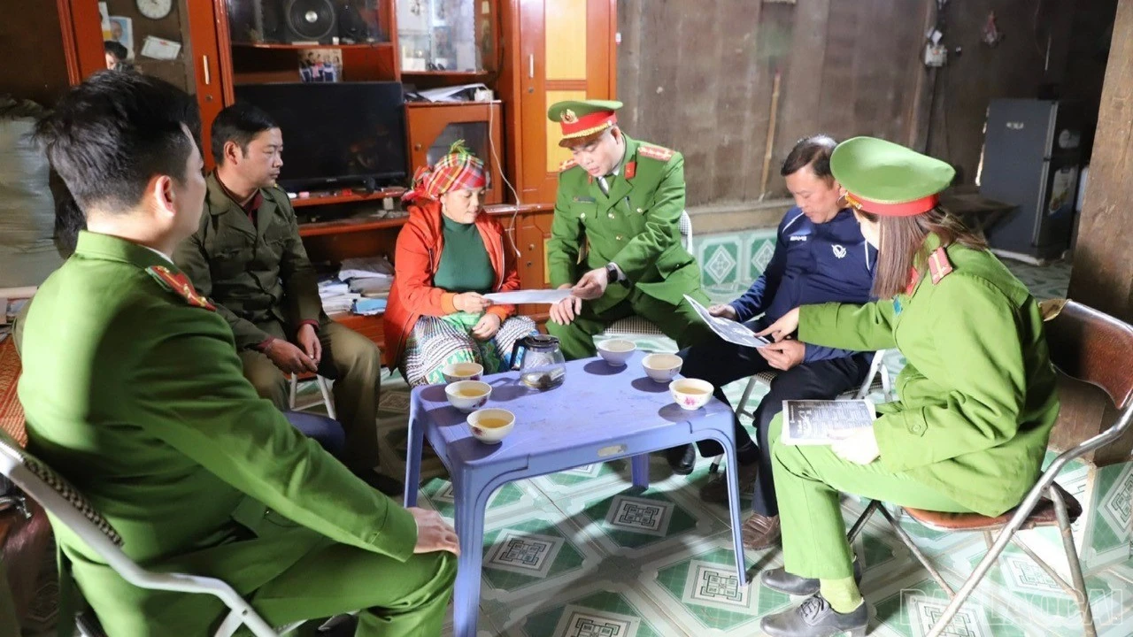 baolaocai-br_cong-an-xa-tram-tau.jpg
