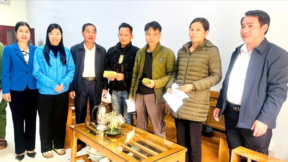 baolaocai-br_z7369563681148-1840c6e36c011bec4553f91a15183a5c-3005.jpg