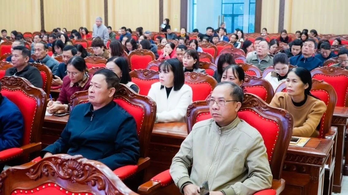 z7499402416820-0b49fee4b2fd687ac62bb45409a0cffe-1-copy-539.jpg