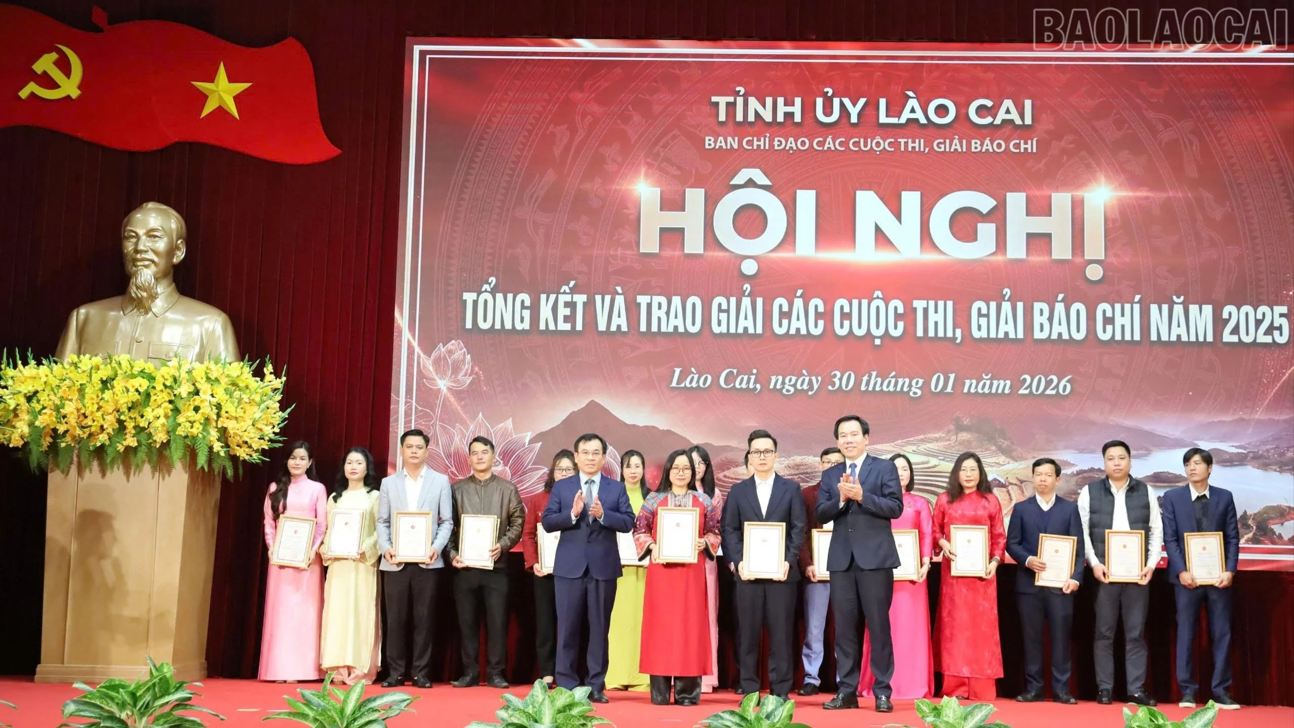 baolaocai-tr_z7484210914722-3d816d5ad1d6a8937f4d25ceeb56ba9a-9861.jpg