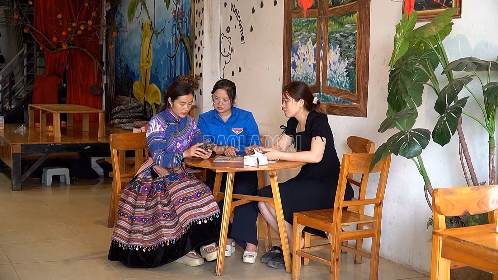 baolaocai-c_lk101391-nghi-quyet-21-mo-huong-phat-trien-kinh-te-o-lam-giang-hd200-10-52-21still003.jpg