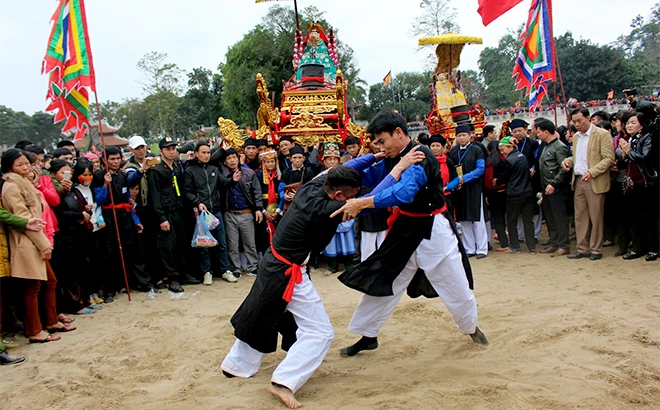 “Lễ hội Đền Đông Cuông, huyện Văn Yên, tỉnh Yên Bái” được công nhận là Di sản văn hóa phi vật thể quốc gia ảnh 2