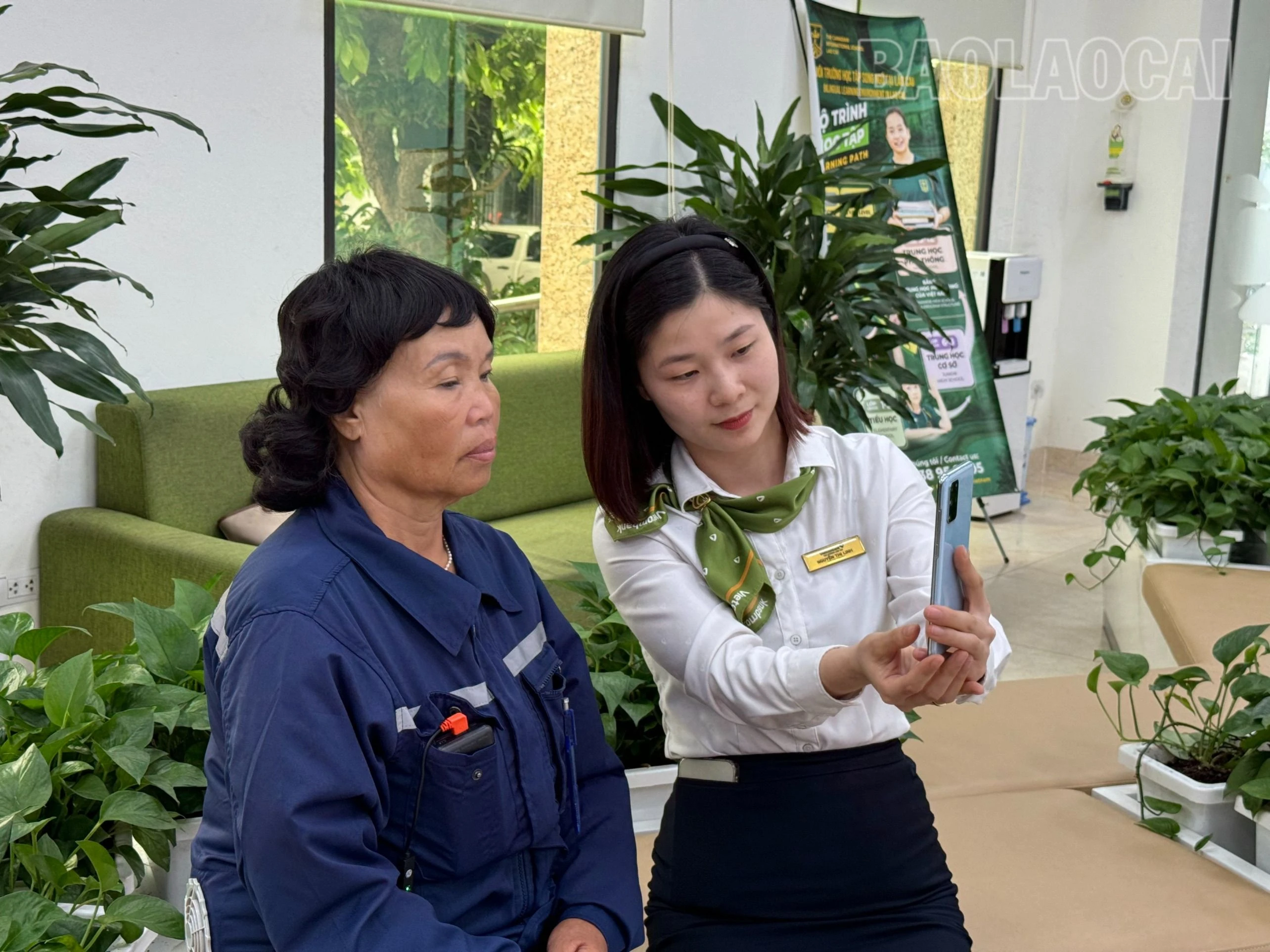 Hỗ trợ khách hàng xác thực bằng khuôn mặt.jpg