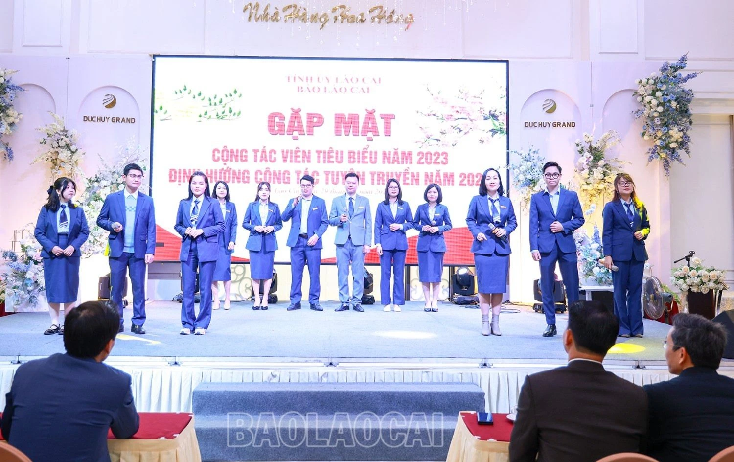văn nghệ 1.jpg