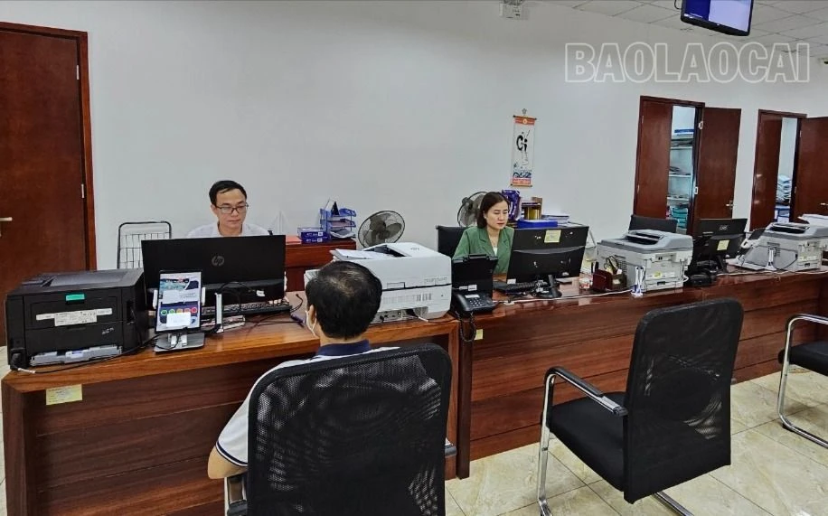 hau-het-thu-tuc-hanh-chinh-duoc-giai-quyet-truc-tuyen-7525-6221.jpg